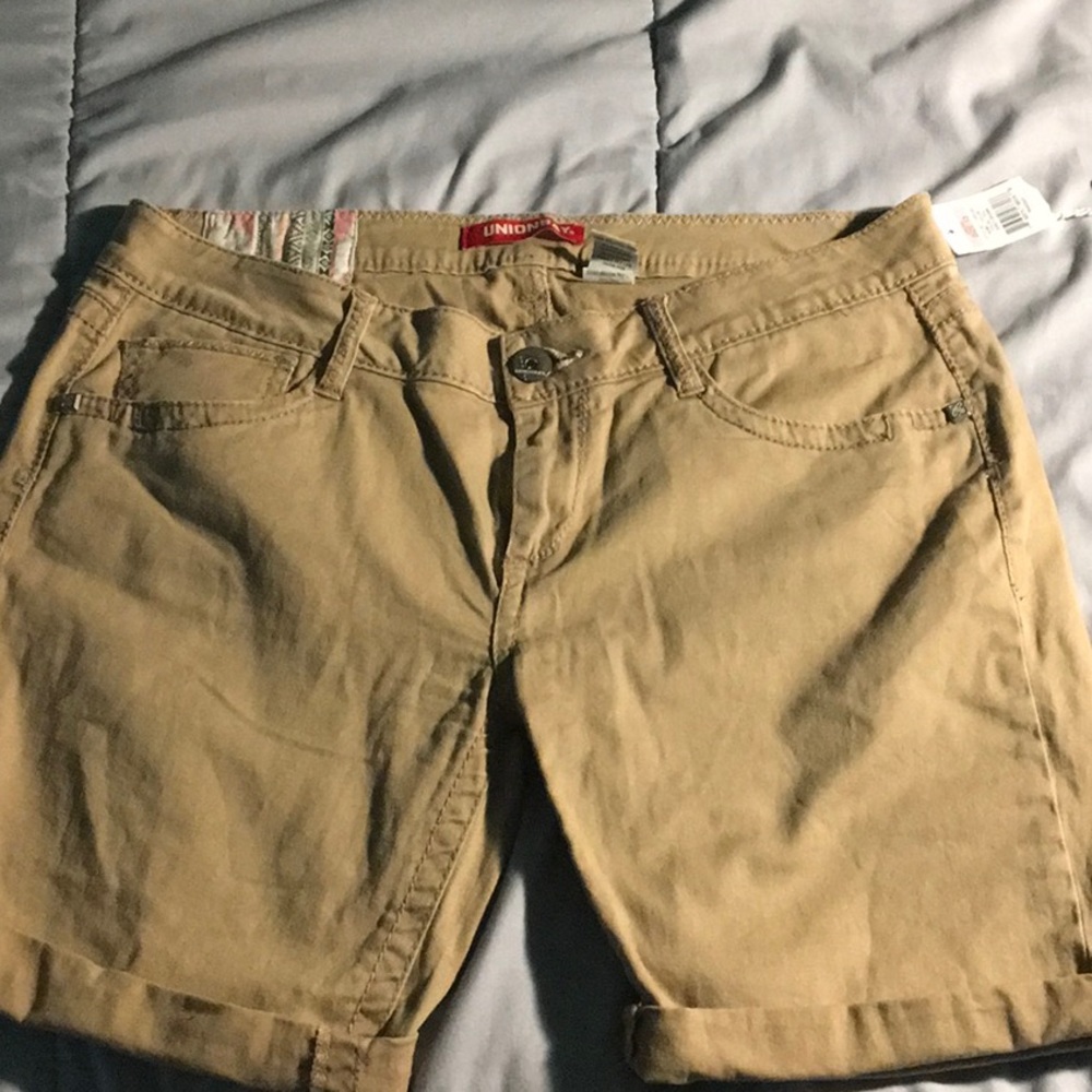 Union Bay sandy brown shorts